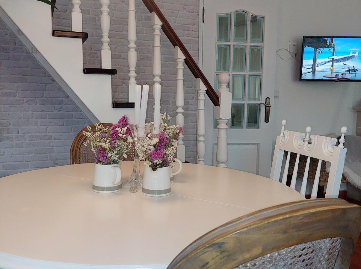 וילה נובה דה מילפונטס Lagoa Azul Guest House מראה חיצוני תמונה